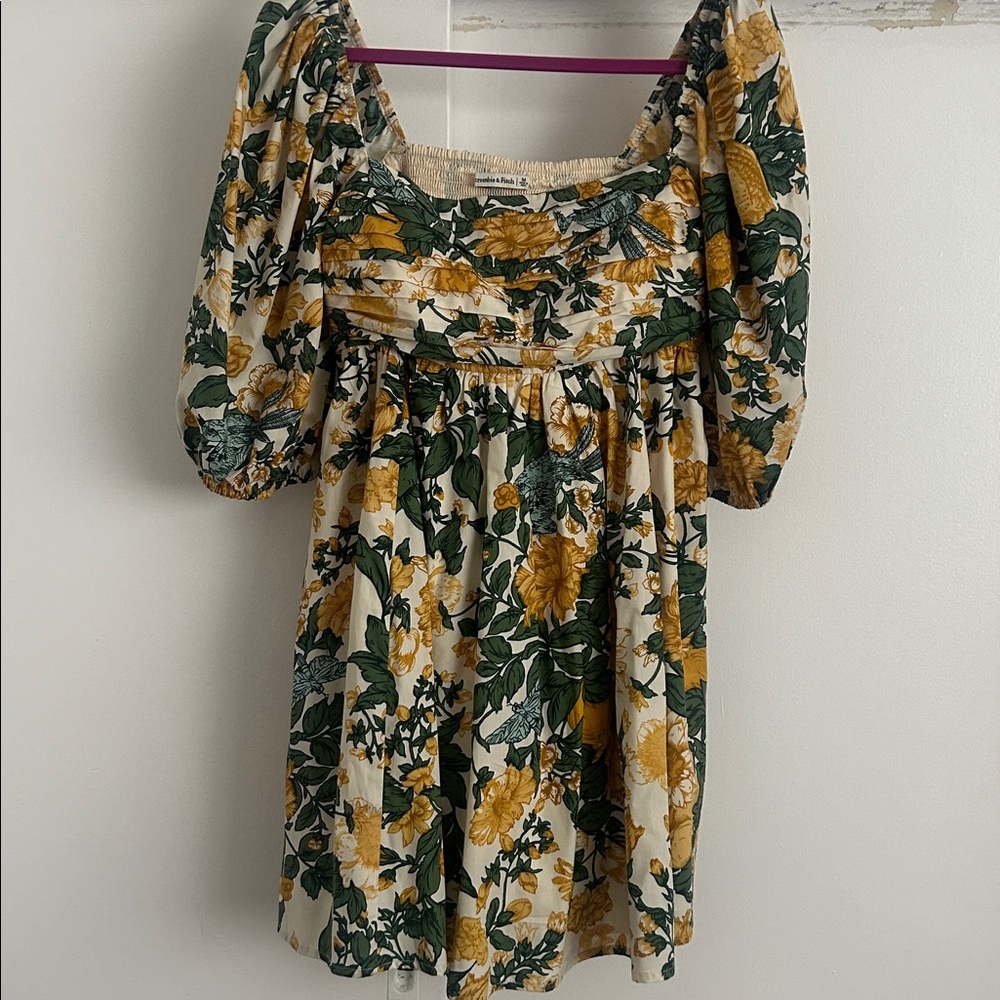 Abercrombie & Fitch Green and Yellow Floral Dress size Medium